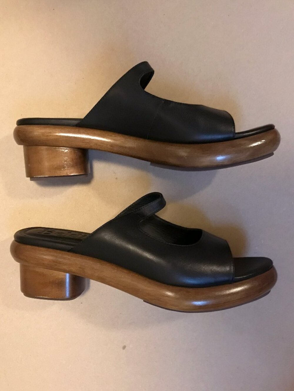 Beklina Low Sedia Sandal Black Women's Size 10 - Picture 3 of 7